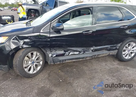 2019 Ford Edge Titanium z USA, uszkodzony, nr VIN 2FMPK4K94KBC39933